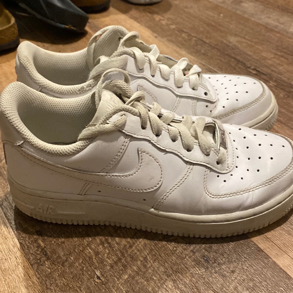 Nike white air forces size 6!!